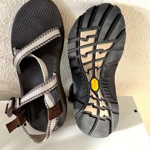 Chacos Women Size 10